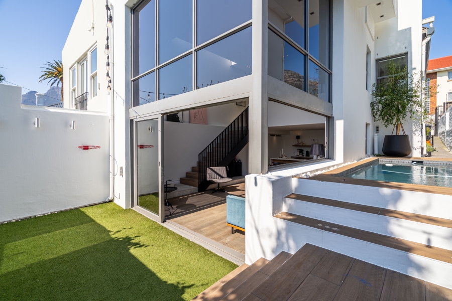 3 Bedroom Property for Sale in Tamboerskloof Western Cape